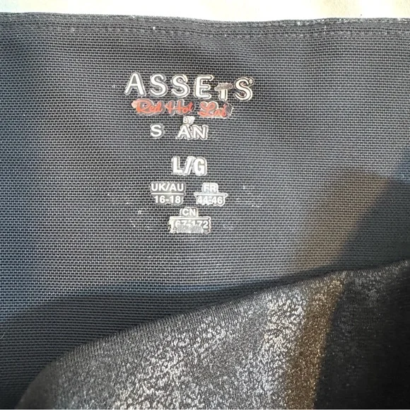 Assets Red Hot Label by SPANX High-Waisted Black Faux Leather Leggings Large - Picture 10 of 12